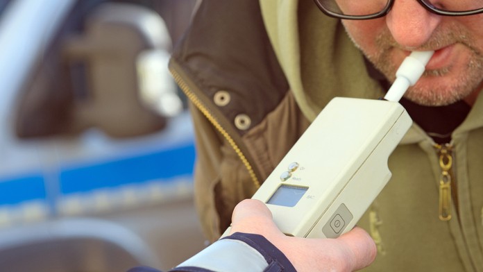 Po Ilave jazdila na aute opitá dôchodkyňa. Nafúkala viac ako Dědeček