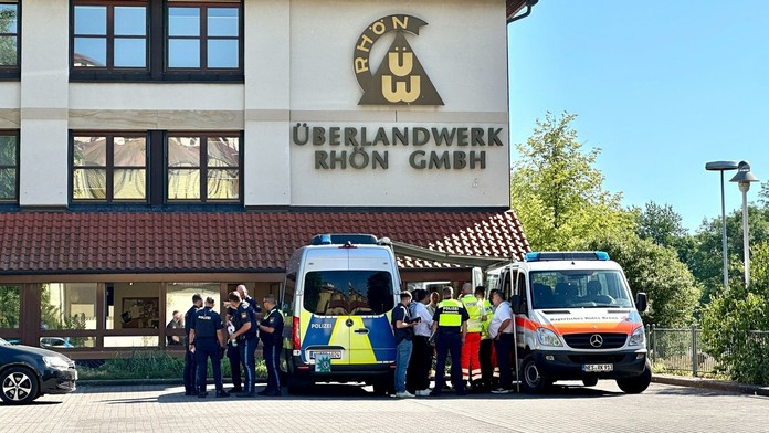 Útok nožom v areáli firmy v Bavorsku: Muž zavraždil ženu, ďalších dvoch zamestnancov vážne zranil