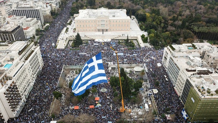 Tajomstvo je vonku! Kylie Jenner porodila a konečne ukázala celý priebeh tehotenstva