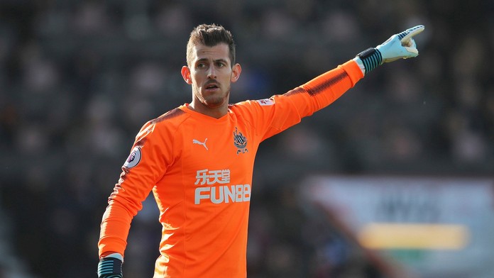 Na Bradáčovej ulici v bratislavskej Petržalke prasklo potrubie. 