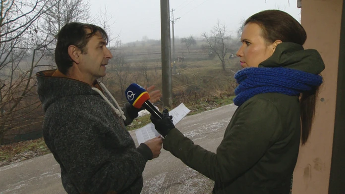 Vrtuľník letky Ministerstva vnútra s modulom leteckého hasenia.