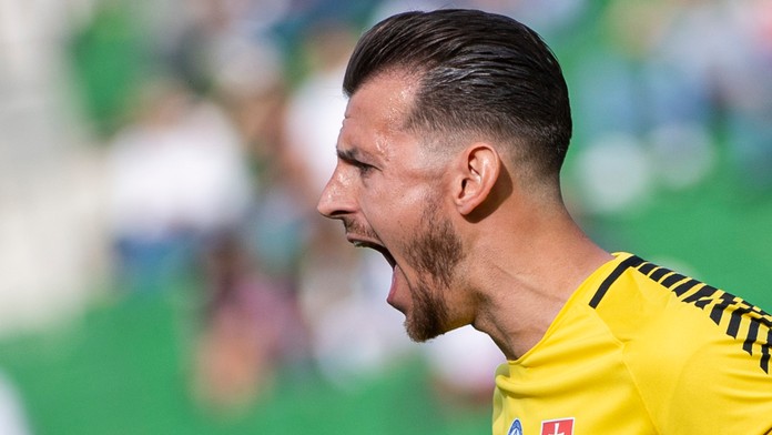 Brankár Martin Dúbravka počas prípravného zápasu pred ME 2020 proti Rakúsku.