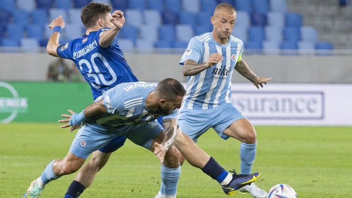 Výstrahou rola favorita. Slovan čaká európsky debutant a možno najdôležitejší duel, nastúpi Weiss?