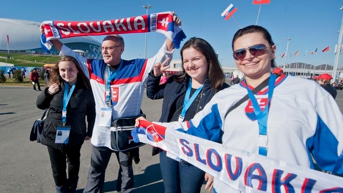 Slovenskí fanúšikovia v Soči.