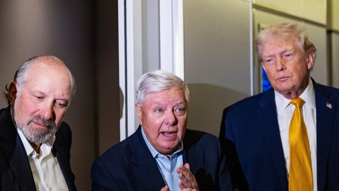 Ukrajina robí ústupky, Putin len rozpráva. Trump súhlasí s tvrdšími sankciami voči Rusku, na ťahu je senát