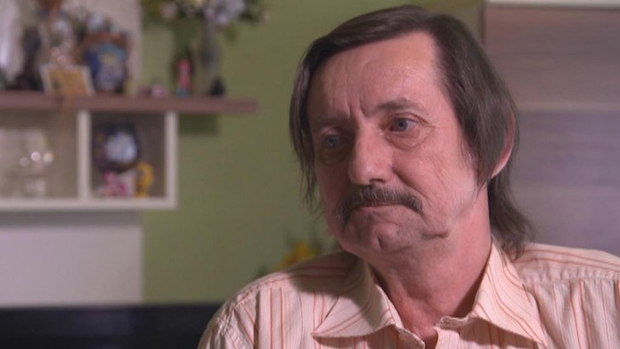 Eugen Hlaváč je uväznený vo svojom byte.