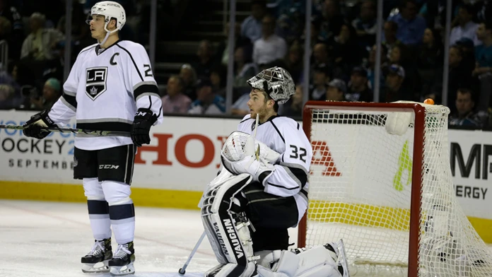 Sharks triumfovali v štvrtom dueli nad Los Angeles 3:2, hosťom nepomohla ani asistencia slovenského útočníka Mariána Gáboríka.