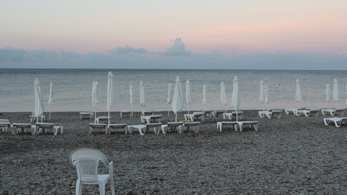 Obľúbené pláže boli uzatvorené tri dni. 