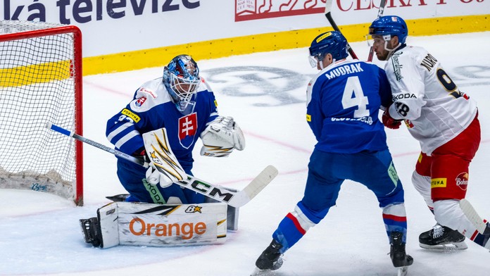 Slovenskí hokejisti Čechom nestrelili ani gól, v príprave zaznamenali štvrtú prehru. Húska tím podržal