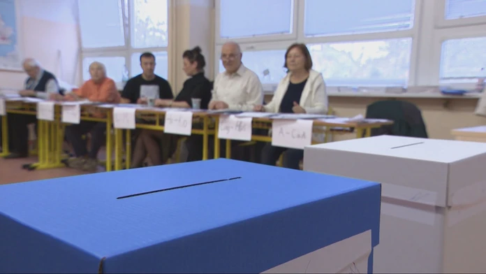 Zarobia 165 eur za deň. Odmena členov komisií sa za desať rokov zvýšila o 430 percent