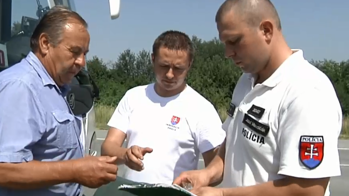 Cestná kontrola autobusu.png