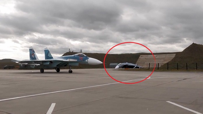 Putin musí zúriť. Rusi sa na ostro sledovaných cvičeniach Západ 2025 dopustili amatérskej blamáže