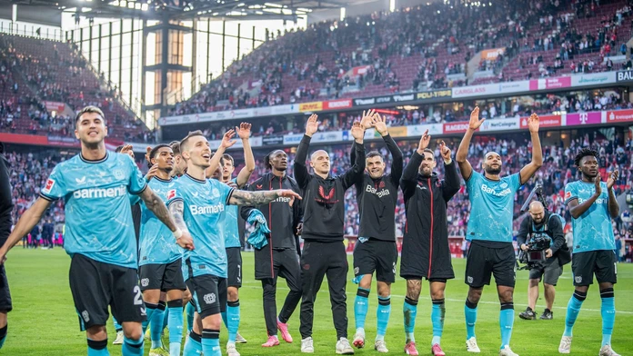 Blíži sa prvý titul v 120-ročnej histórii? Leverkusen má pred Bayernom už dvojciferný náskok