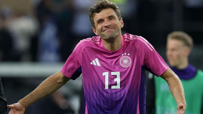 Legenda Bayernu má ďalší cenný kov. Thomas Müller získal olympijské zlato, a to hry sleduje z Mníchova