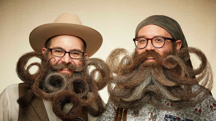 EMO_michalgalet_wb_kompl.mp4