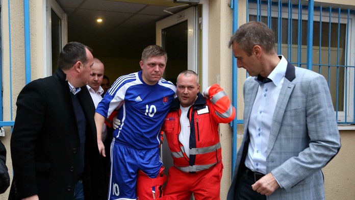 Robert Fico sa zranil na futbalovom zápase