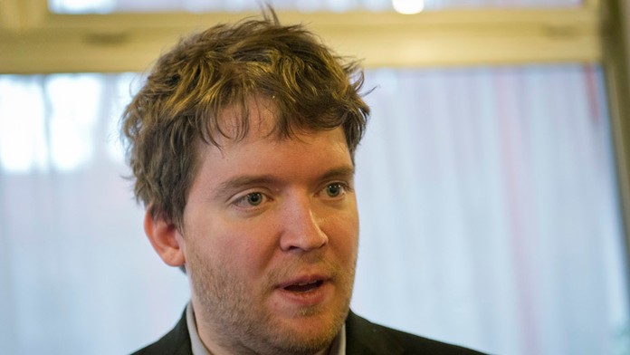 Splnomocnenec vlády pre rómske komunity Ábel Ravasz.