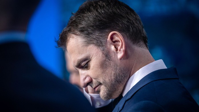 Líder OĽANO Igor Matovič v štúdiu TV Markíza počas predvolebnej debaty.