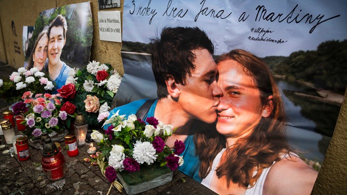 Na snímke symbolický pamätník pamiatky Jána Kuciaka a Martiny Kušnírovej.