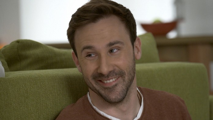 Tomáš je opäť šťastný.