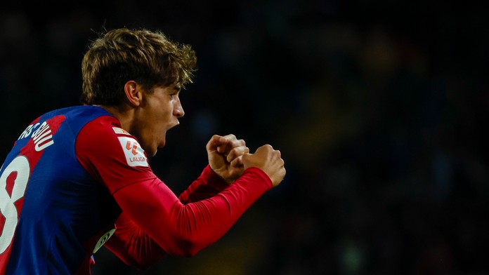 Nie je ani dospelý, na ihrisku bol 33 sekúnd a rozhodol šláger. Barcelona má ďalší diamant