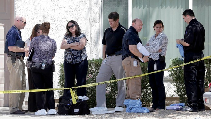 Matka dobodala tri deti, rozštvrtila ich a napchala do skrine.