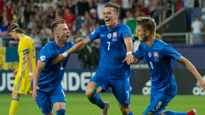 Gólová radosť Slovákov v zápase ME 21 proti Švédsku.