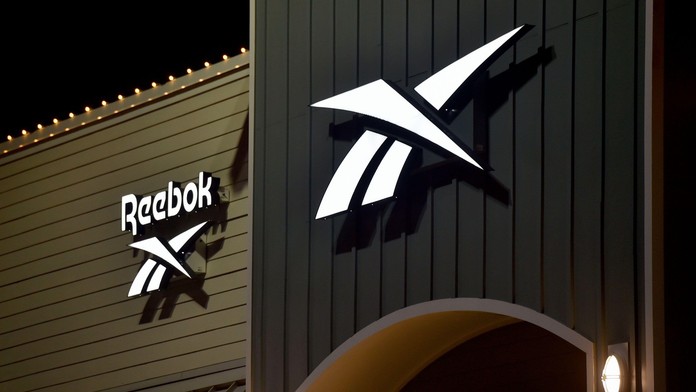 Mohla to byť skvelá marketingová akcia. Reebok svojou reakciou na chybné ceny nepríjemne zaskočil zákazníkov