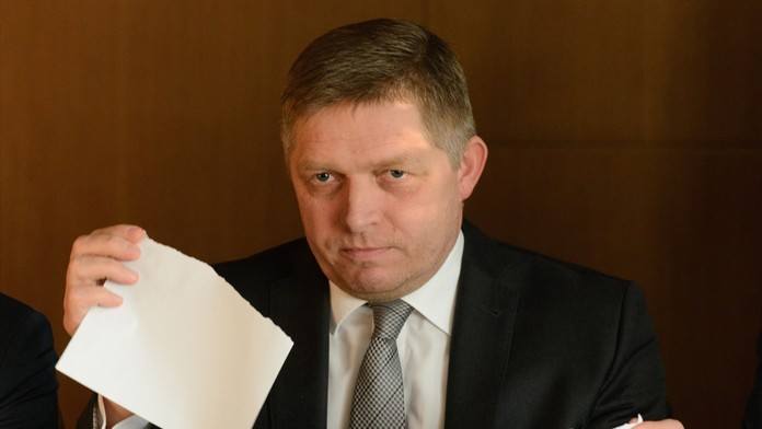 Na snímke predseda vlády SR Robert Fico počas tlačovej konferencie na Mestskom úrade v Zlatých Moravciach.