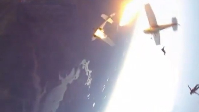 Zrážka lietadiel s parašutistami