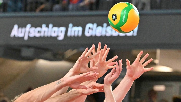 Vojna im naháňa strach, bojovať nechcú. Ukrajinskí volejbalisti sa nevrátili domov z Belgicka