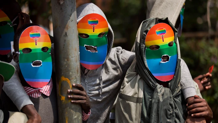 Módneho návrhára a LGBTQ aktivistu z Kene našli mŕtveho, telo bolo v kovovej škatuli pri ceste