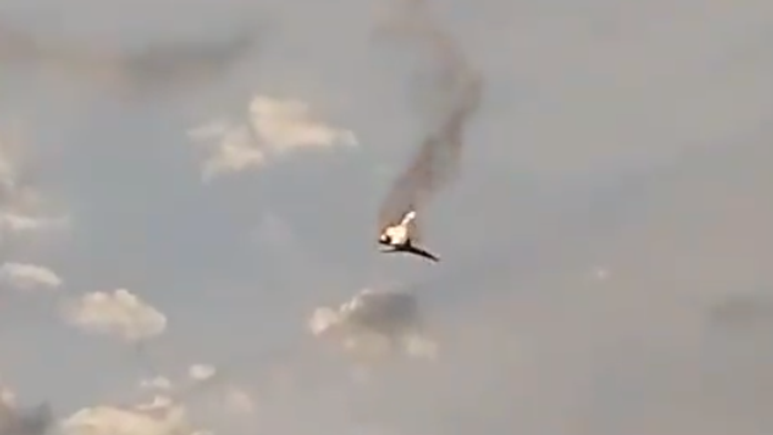 Na snímke bombardér, ktorý sa zrútil na juhozápade Ruska.