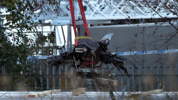 Vrak vrtuľníka, v ktorom zahynul majiteľ Leicesteru City Vičaj Srivaddhanaprabha.