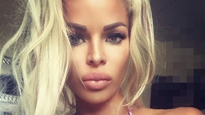 Silvia Kucherenko v plavkách