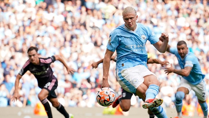 Haaland nebojácne zhodnotil svoje šance na Zlatú loptu: Verí si aj na Messiho