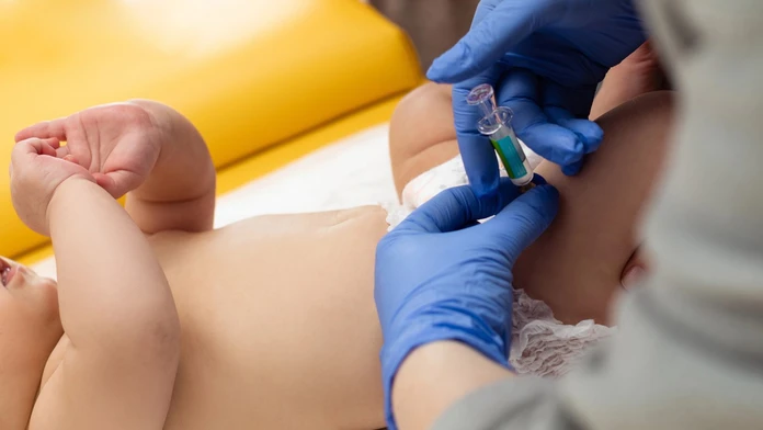 Nežiadúce účinky antibiotík u dojčiat: Môžu zhoršiť imunitnú reakciu na očkovanie