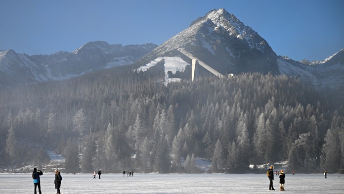 Vo Vysokých Tatrách sa začína zlatý týždeň. Pobyty na Silvestra sú už takmer vypredané