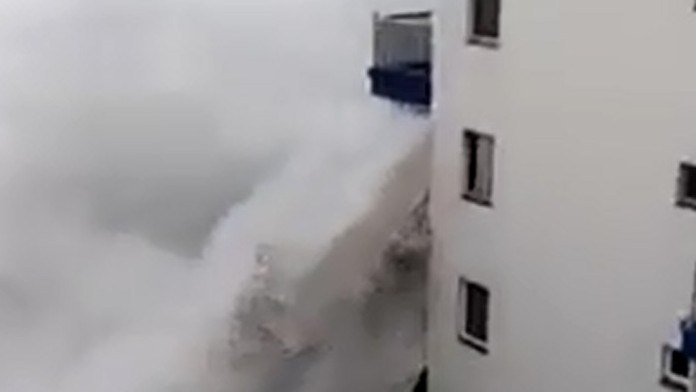 Tenerife zasiahla prudká búrka.