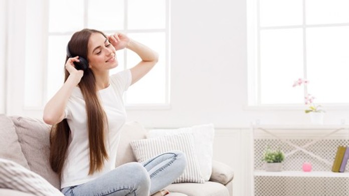 Počúvate hudbu každý deň? Môže to chrániť váš mozog pred vážnymi problémami