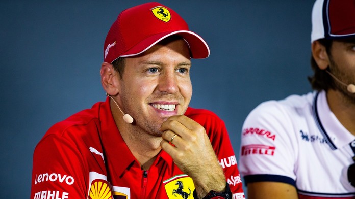 Sebastian Vettel vo farbách Ferrari
