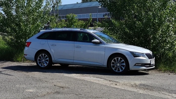 Auto z autobazára, ktoré sa pokazilo na štvrý deň. (archív majiteľky Martiny Pucherovej).