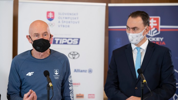 Hokejisti sa po príchode z Pekingu prihovorili verejnosti. Tu sú slová trénera a Mira Šatana