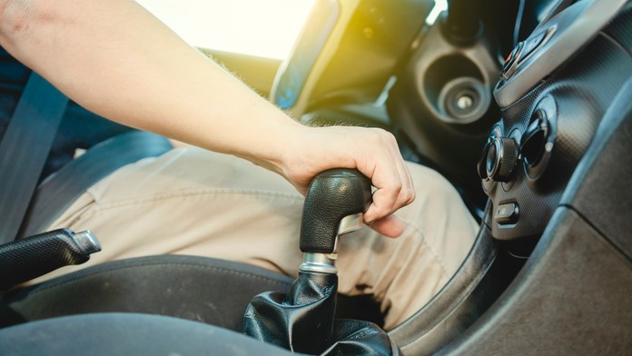 Mladík sa z vodičáku tešil iba 20 minút. Neuveríte, prečo mu ho policajti ihneď zobrali