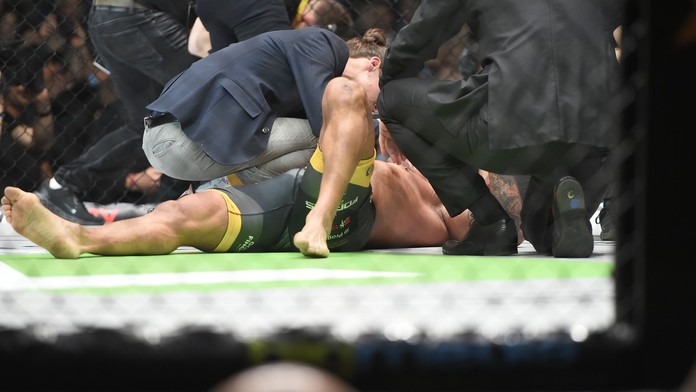 Vémolov tréner ostal po rýchlom ukončení zápasu v šoku. Opísal, kde spravil jeho zverenec najväčšiu chybu