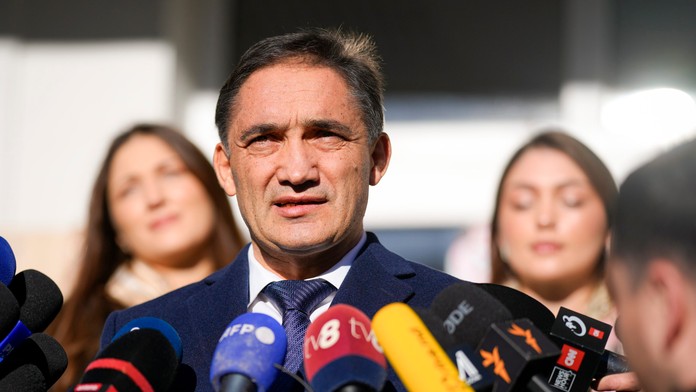 Voľby v Moldavsku: V neúplnom sčítaní vedie prezidentský kandidát podporovaný proruskou stranou