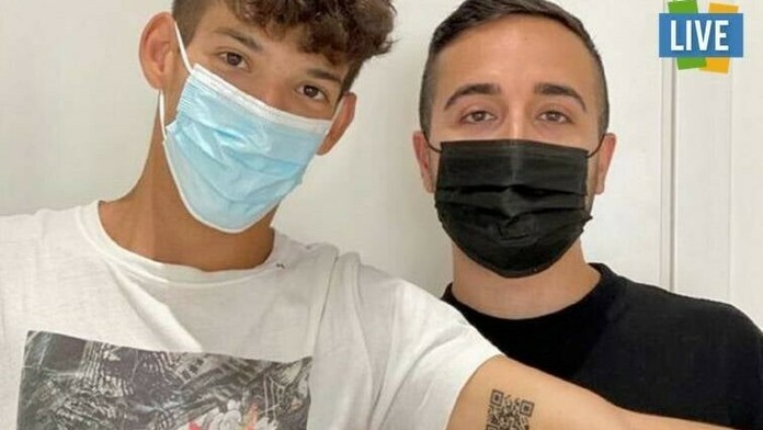  "Určite je to niečo originálne, páči sa mi, keď som odlišný," povedal.