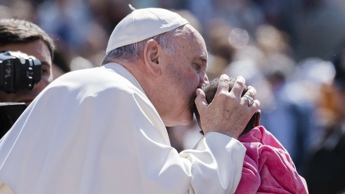 Hovorkyňa biskupov Slovenska o pápežovi Františkovi: Biedu vnímal ako veľkú nespravodlivosť. V mnohých prebudil súcit a nehu