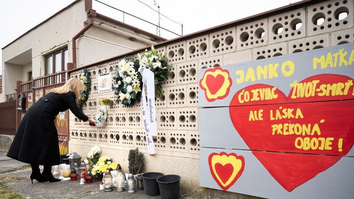 Čaputová si uctila pamiatku Jána a Martiny: Vlnu hnevu máme aj dnes, musíme ju zastaviť