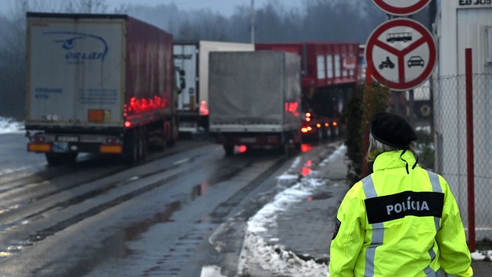 UNAS v minulosti blokoval aj hraničné priechody